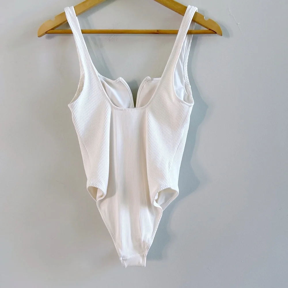 H&M Ivory Ribbed Swimsuit Small - Picture 3 of 3